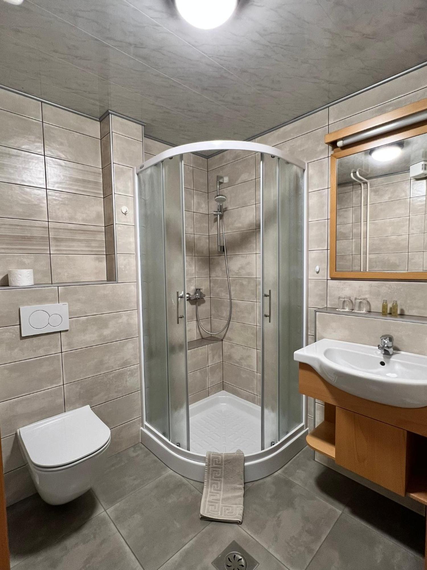 Mini hotel Škofja Loka Zewnętrze zdjęcie