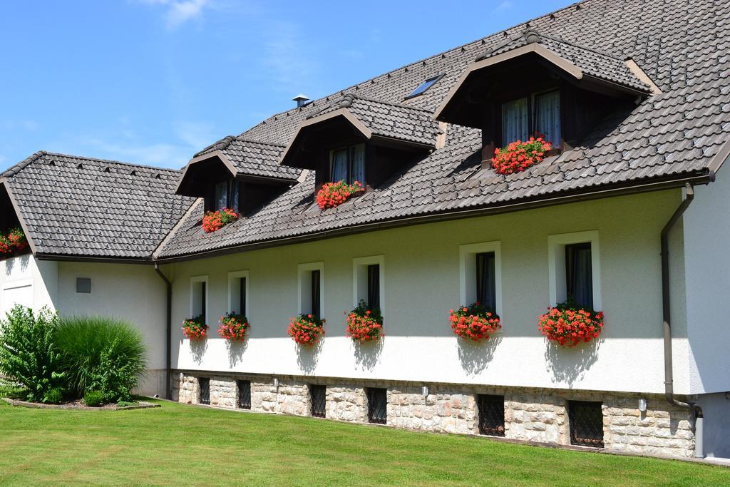 Mini hotel Škofja Loka Zewnętrze zdjęcie