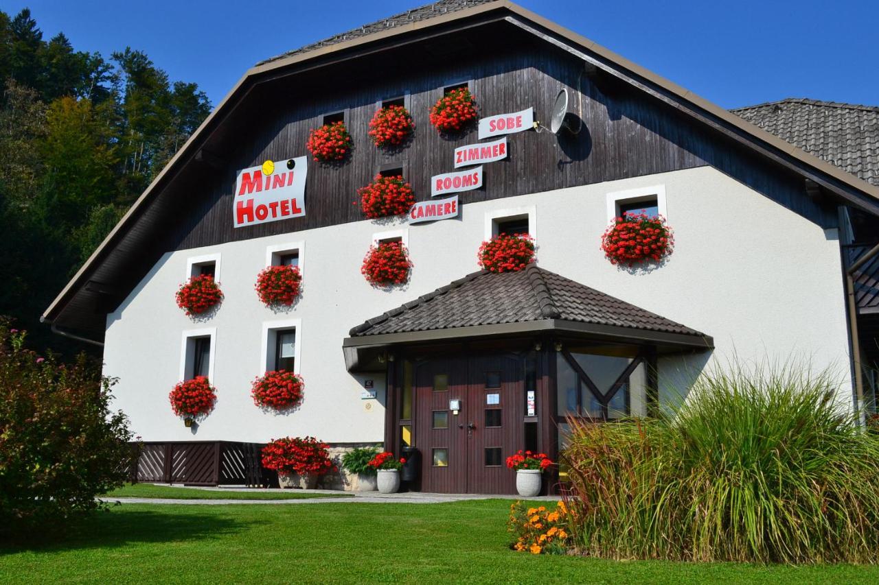 Mini hotel Škofja Loka Zewnętrze zdjęcie