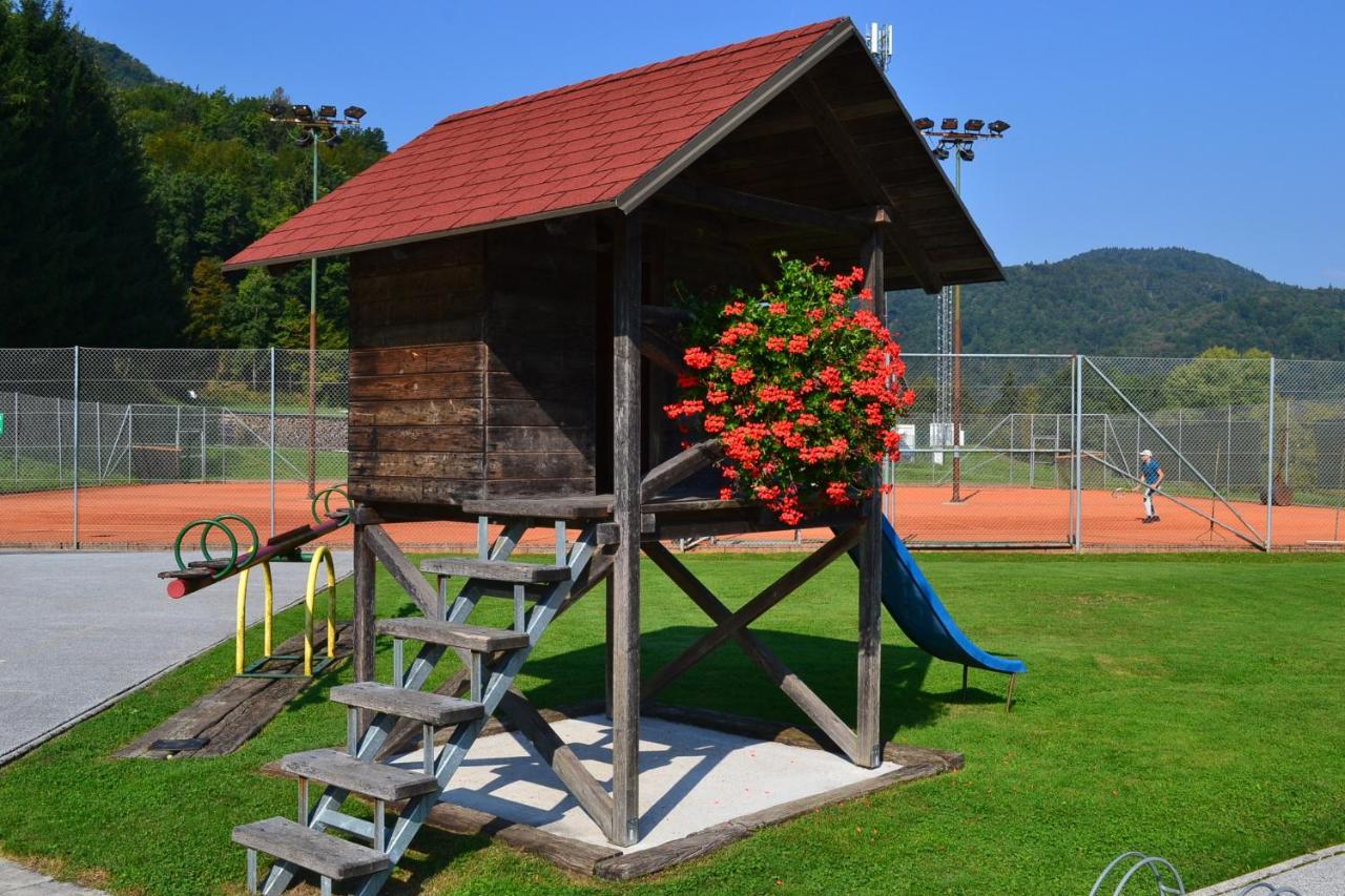 Mini hotel Škofja Loka Zewnętrze zdjęcie