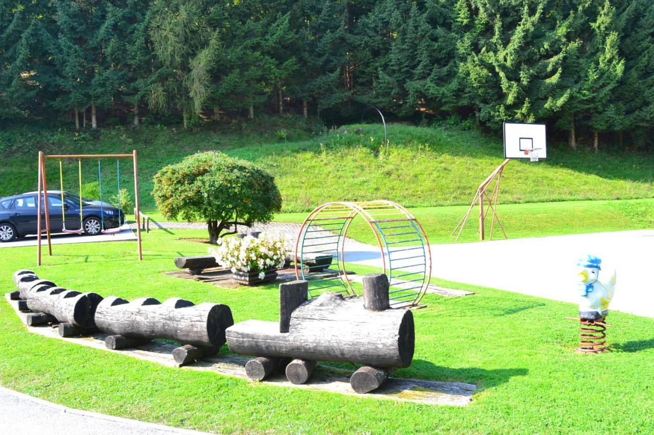 Mini hotel Škofja Loka Zewnętrze zdjęcie